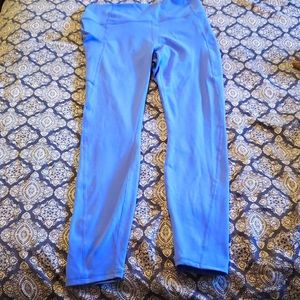 Medium fabletics leggings